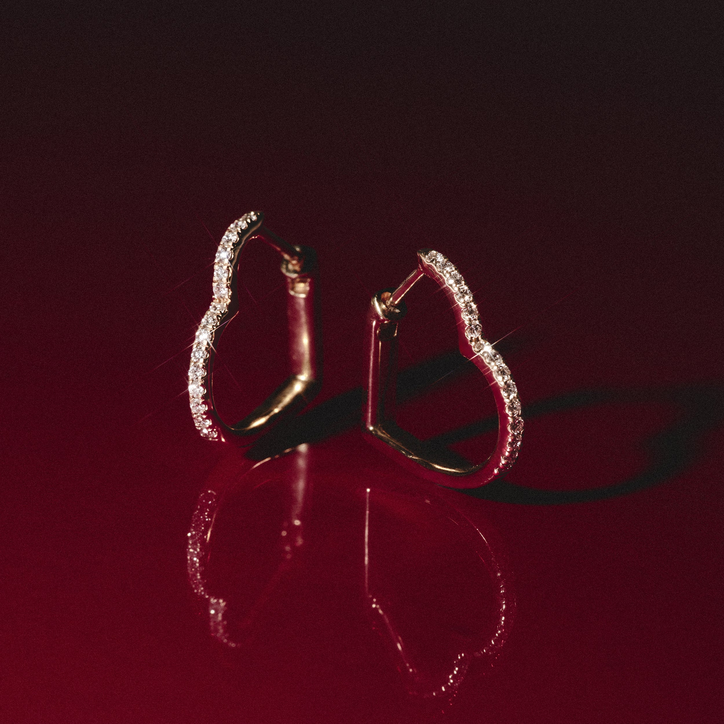 Lab Diamond Heart Hoop Earrings 0.22ct in 18K Gold Vermeil